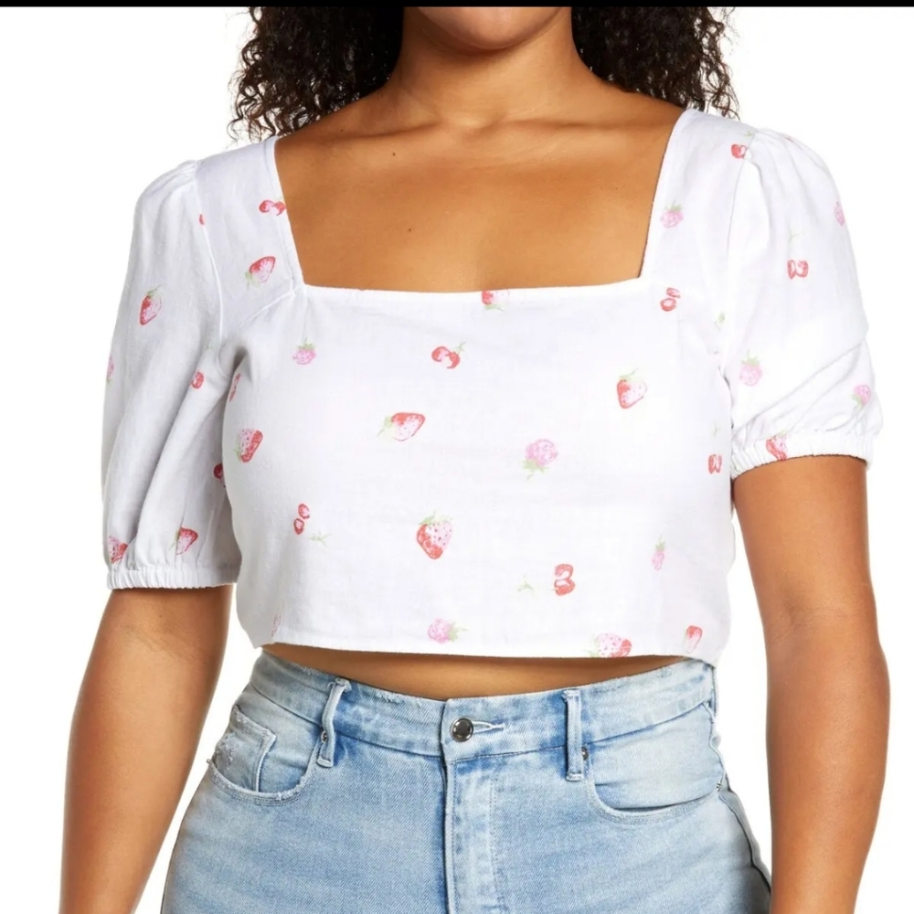BP. Puff Sleeve Crop Top White Brilliant Tossed Berries Plus Size 1X Shirt